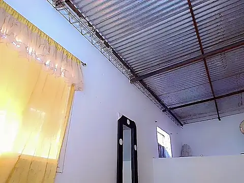 Snapshot of Anthonella_valentina chatting on May 15, 5:20 pm Anthonella valentina online show from May 15, 5:20 pm
