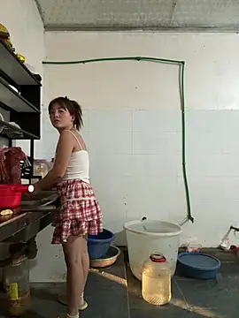 asian 2k online show from May 25, 10:49 pm