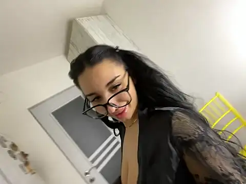 Snapshot of BlueEyes_BB chatting on February 24, 3:32 pm BlueEyes BB online show from February 24, 3:32 pm