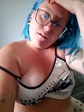 lablonde2025 online show from September 16, 9:10 am