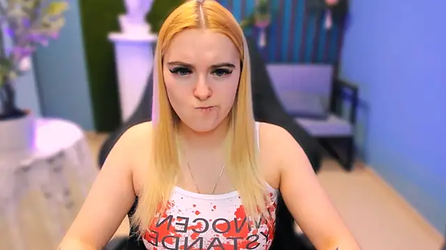 Stef Nicks online show from March 6, 9:06 am