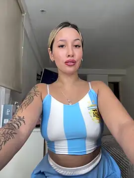 miagarcia250 online show from February 19, 5:42 pm