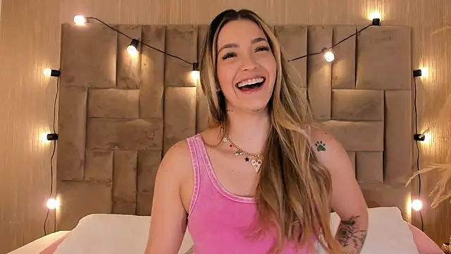 ClaradelMar online show from October 13, 11:32 am