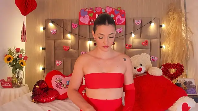 ClaradelMar online show from February 14, 9:50 am