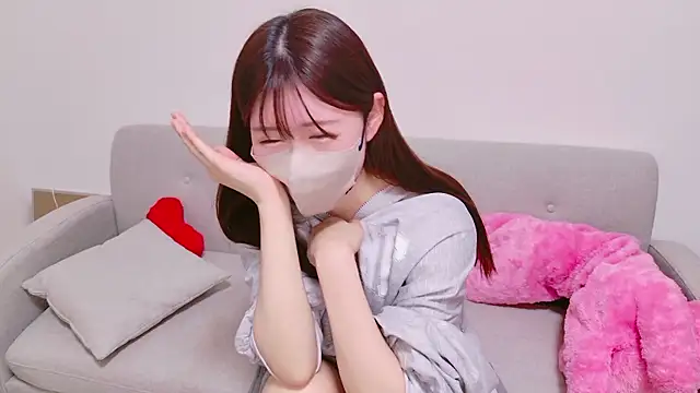 ena 7 online show from February 20, 3:45 pm