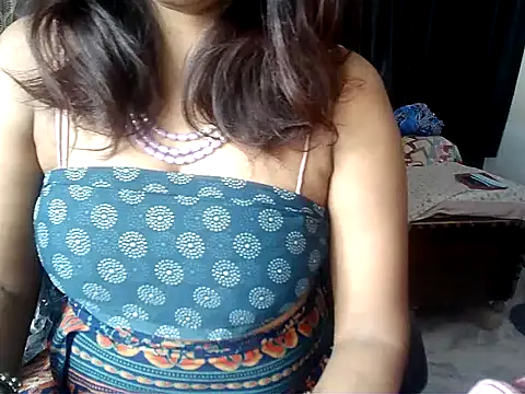 Snapshot of Anaconda-Mall chatting on November 4, 5:23 pm Anaconda-Mall online show from November 4, 5:23 pm