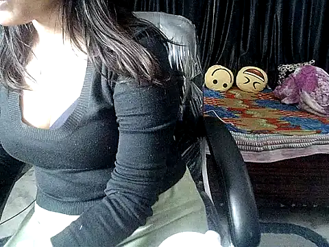 Snapshot of Anaconda-Mall chatting on November 13, 5:34 pm Anaconda-Mall online show from November 13, 5:34 pm