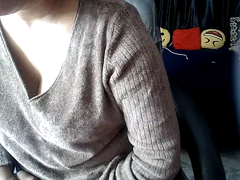 Snapshot of Anaconda-Mall chatting on November 21, 3:33 pm Anaconda-Mall online show from November 21, 3:33 pm