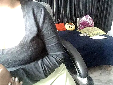 Snapshot of Anaconda-Mall chatting on November 22, 4:17 pm Anaconda-Mall online show from November 22, 4:17 pm