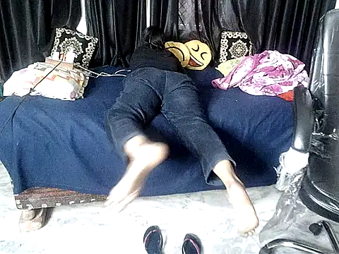 Snapshot of Anaconda-Mall chatting on November 25, 3:50 am Anaconda-Mall online show from November 25, 3:50 am