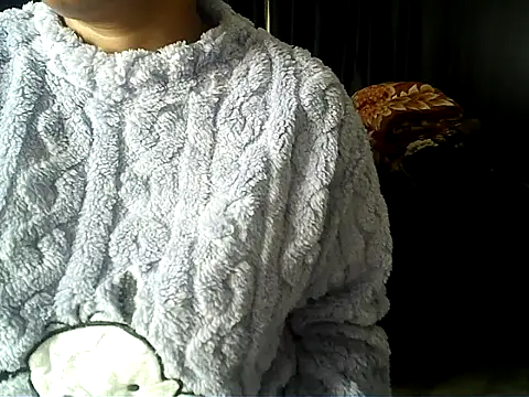 Snapshot of Anaconda-Mall chatting on December 16, 6:13 pm Anaconda-Mall online show from December 16, 6:13 pm