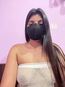 Snapshot of _01ruhi chatting on October 5, 6:06 pm 01ruhi online show from October 5, 6:06 pm
