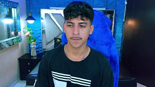 Snapshot of Alan_Del_Reyx chatting on January 17, 3:33 am Alan Del Reyx online show from January 17, 3:33 am