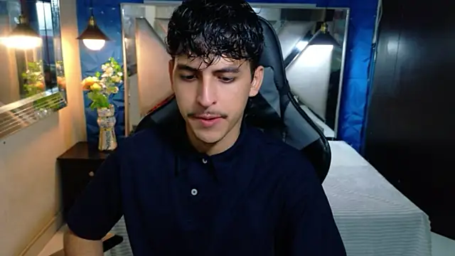 Snapshot of Alan_Del_Reyx chatting on February 19, 4:08 am Alan Del Reyx online show from February 19, 4:08 am