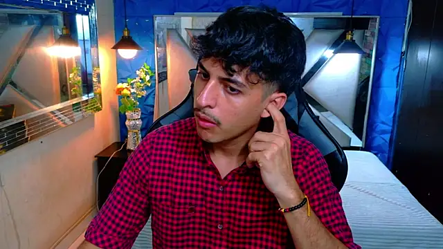 Snapshot of Alan_Del_Reyx chatting on March 1, 3:19 am Alan Del Reyx online show from March 1, 3:19 am