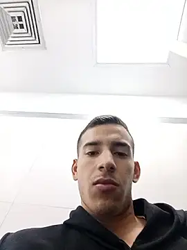 Jose20moro online show from November 29, 3:37 pm