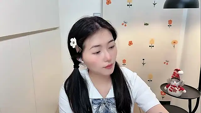 Snapshot of Rosalind_xixi chatting on April 21, 4:19 am Rosalind xixi online show from April 21, 4:19 am