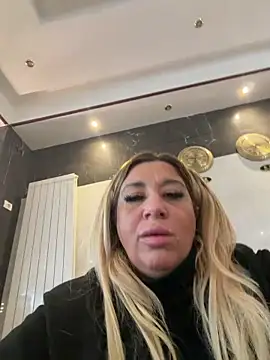 TheeaBlanco online show from December 2, 6:41 am