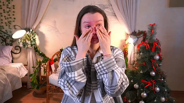 Snapshot of EvaDowe chatting on February 11, 4:28 am EvaDowe online show from February 11, 4:28 am