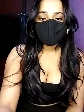 Snapshot of Amisha2 chatting on January 11, 4:23 pm Amisha2 online show from January 11, 4:23 pm