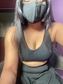 Snapshot of Amisha2 chatting on February 23, 10:56 am Amisha2 online show from February 23, 10:56 am