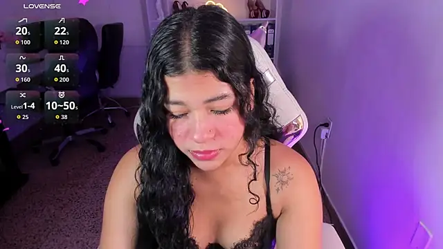 Snapshot of Ivy_nt chatting on September 19, 6:59 am Ivy nt online show from September 19, 6:59 am