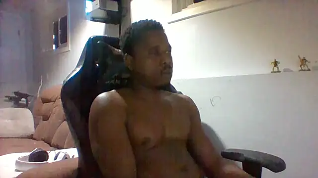 Snapshot of Dico420 chatting on March 27, 3:34 pm Dico420 online show from March 27, 3:34 pm