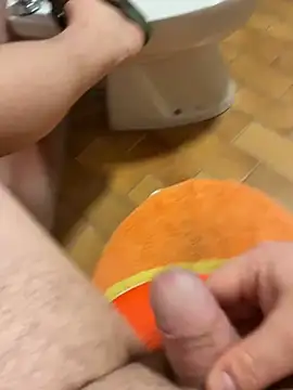 Snapshot of Cober03 chatting on February 14, 10:01 am Cober03 online show from February 14, 10:01 am