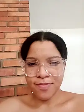 Snapshot of VictoriDior chatting on September 14, 3:44 pm VictoriDior online show from September 14, 3:44 pm