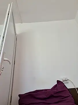 Vera Elle online show from April 13, 6:52 am