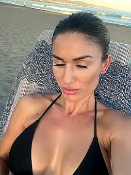 Snapshot of CamyBlossom chatting on September 25, 5:38 pm CamyBlossom online show from September 25, 5:38 pm