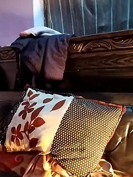 hunk28 6 online show from February 14, 4:26 pm