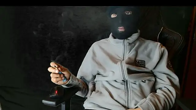 JUSTFORRICH online show from March 31, 6:36 am