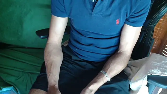 JUSTFORRICH online show from April 7, 12:05 pm