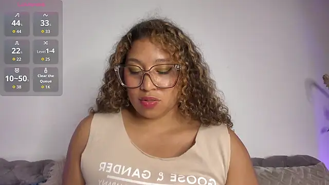 Snapshot of kiut_lili chatting on September 19, 7:36 pm kiut lili online show from September 19, 7:36 pm