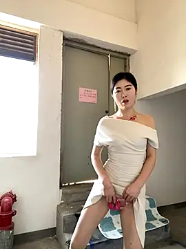 xtt1689999 online show from November 30, 4:27 am