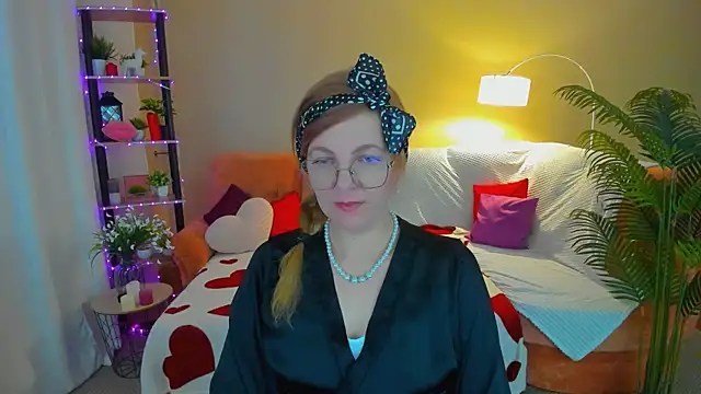 YourUniverser online show from March 19, 4:27 am