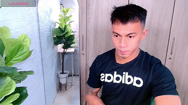 PinooyMilker online show from December 2, 6:41 am