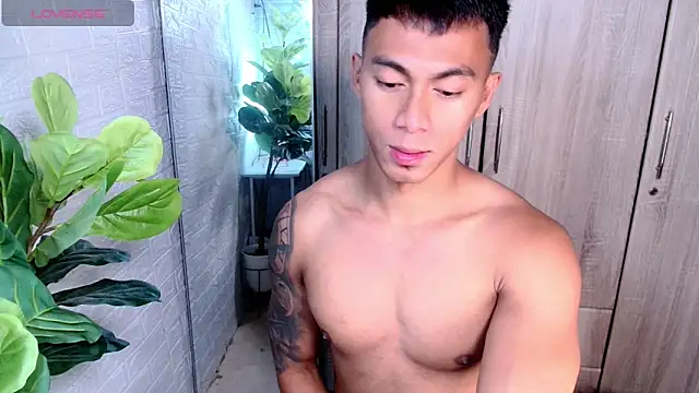 PinooyMilker online show from March 28, 6:29 pm