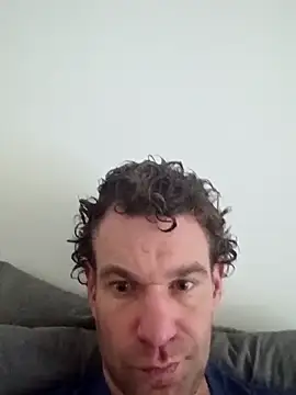 Snapshot of BigD1ckDan86 chatting on November 8, 1:33 pm BigD1ckDan86 online show from November 8, 1:33 pm