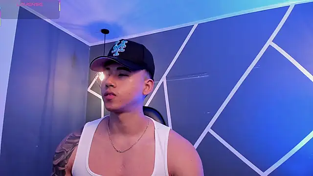 Draven Marceaux online show from February 19, 11:39 am