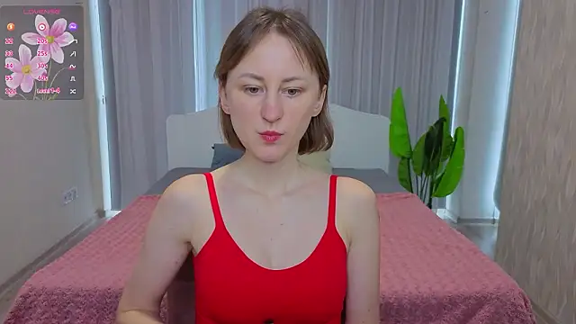 Snapshot of LuluChiiii chatting on February 4, 12:11 pm LuluChiiii online show from February 4, 12:11 pm