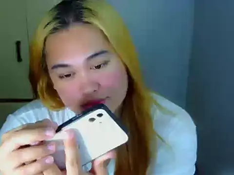 Annierose ts online show from February 17, 8:04 pm