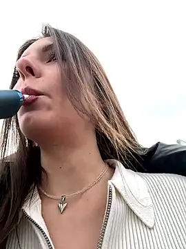 Snapshot of kittyCarrol chatting on September 22, 10:28 am kittyCarrol online show from September 22, 10:28 am