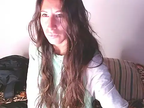 Snapshot of NathaSlave chatting on November 8, 9:09 am NathaSlave online show from November 8, 9:09 am