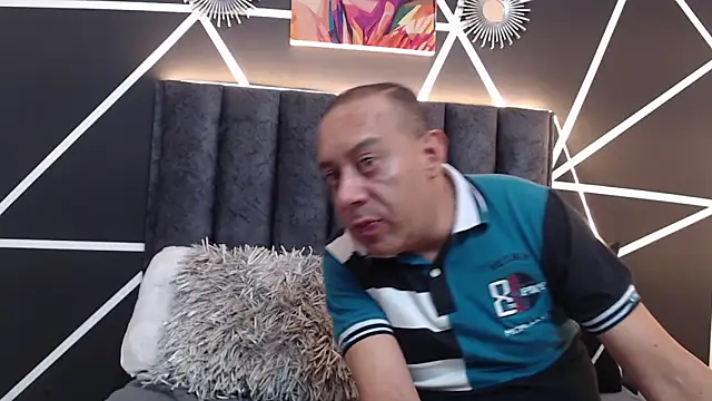 GabrielandAbigail online show from April 9, 3:39 pm