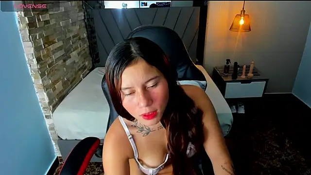 MARINETOMMY online show from September 18, 2:35 am