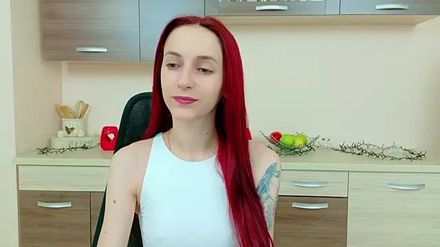 Julia Jae online show from February 28, 6:47 am