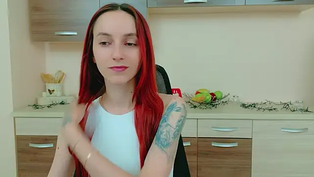 Snapshot of Julia_Jae chatting on April 30, 6:42 am Julia Jae online show from April 30, 6:42 am