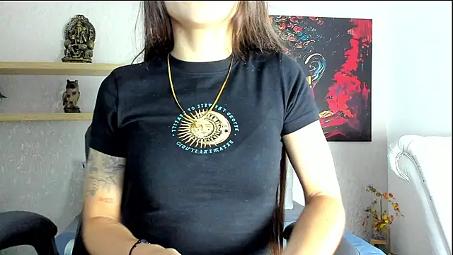 aitana baker  online show from March 3, 3:23 am